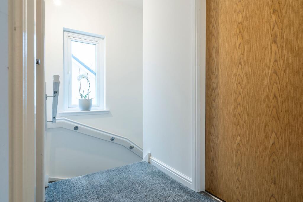 Additional property image - Greenfield Crescent, Dundee, DD4