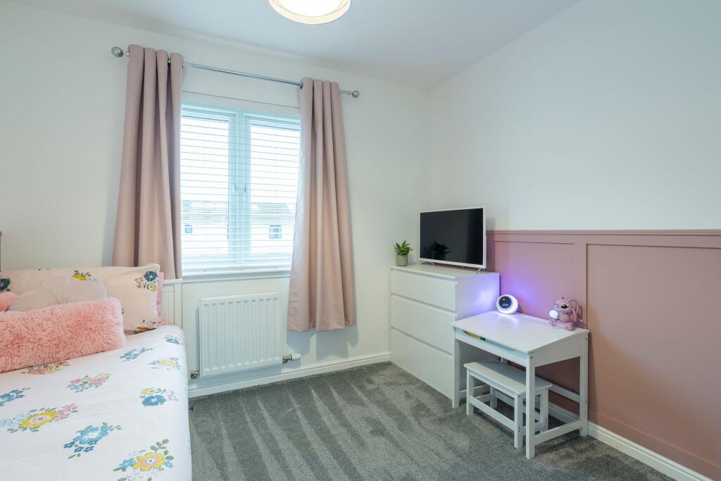 Additional property image - Greenfield Crescent, Dundee, DD4