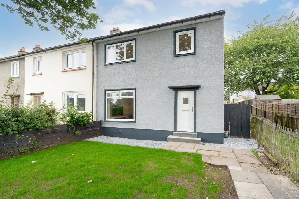 3 bedroom semi-detached house