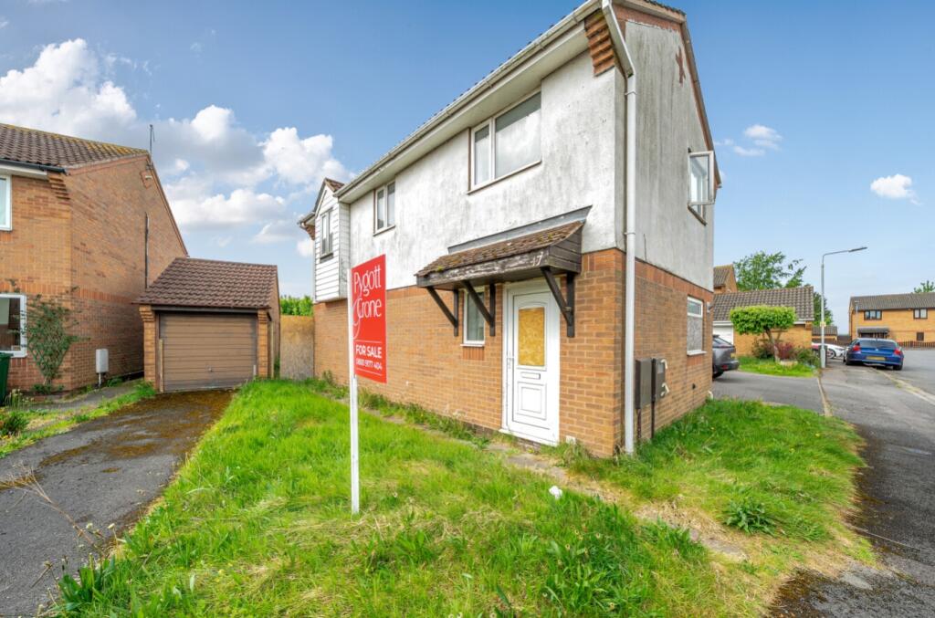 Main image of property: Cardinal Hinsley Close, Newark, Nottinghamshire, NG24