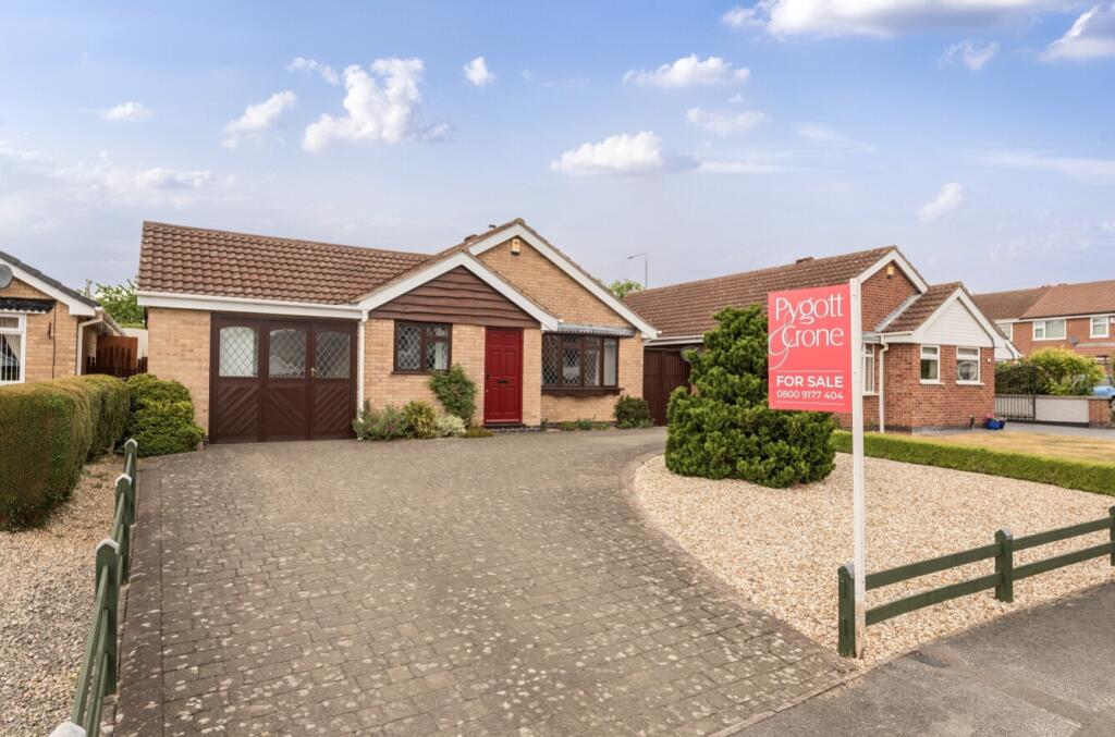 Main image of property: Springfield Drive, Nuthall, Nottingham, Nottinghamshire, NG6