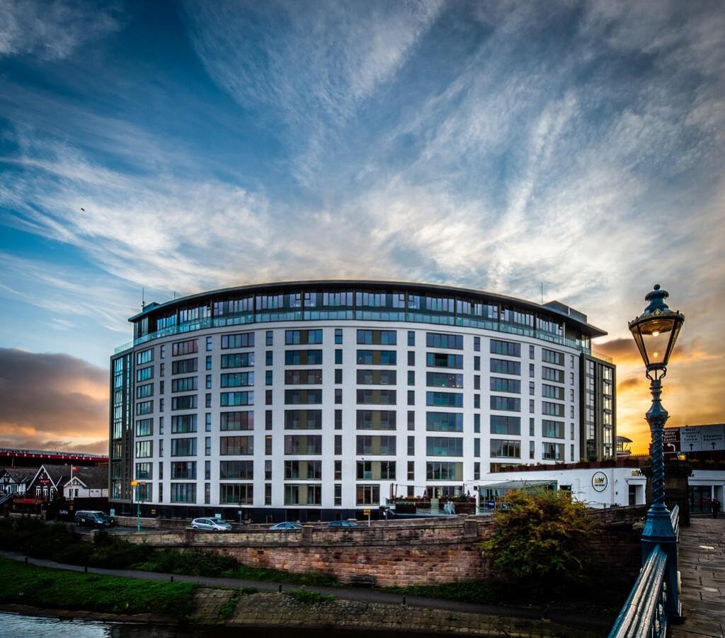 Main image of property: Penthouse 12, The Waterside Apartments, Pavilion Road, West Bridgford, Nottingham, Nottinghamshire, NG2