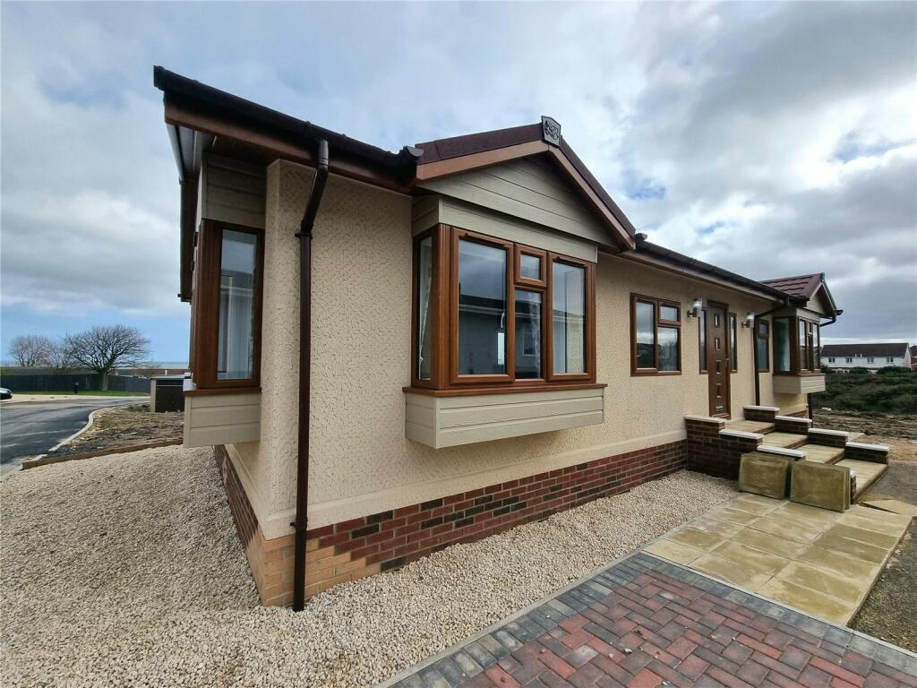 2 bedroom bungalow for sale in Seaview Park, Easington Road, Hartlepool, TS24