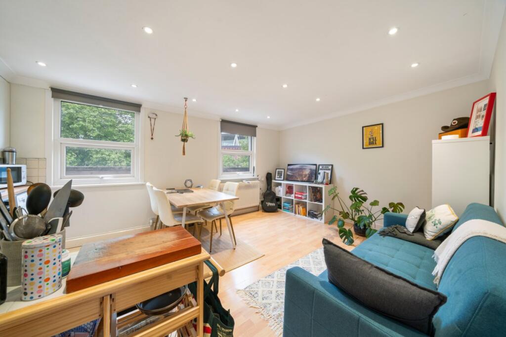 Main image of property: Hornsey road, Holloway