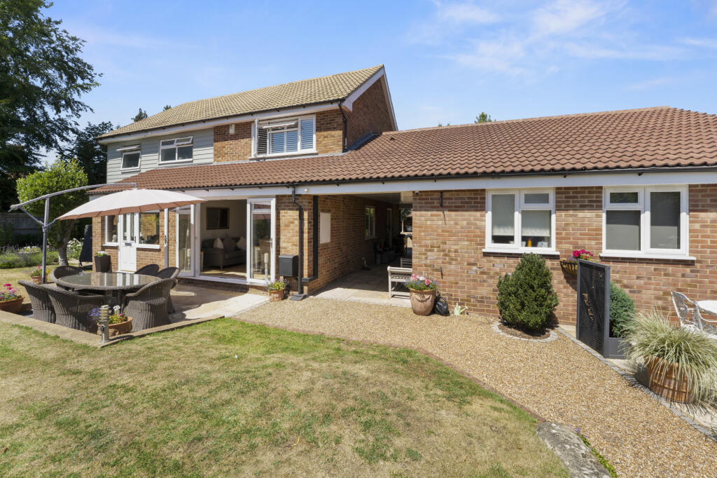 Main image of property: Brackens, Teston Road, Offham, ME19 5NF