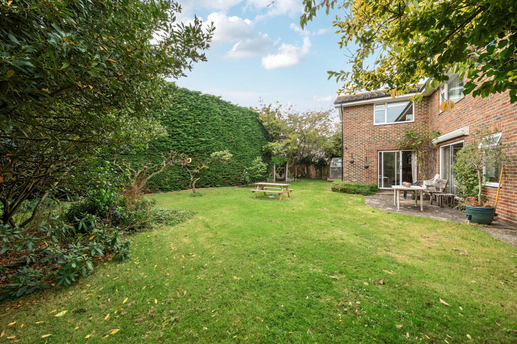 Main image of property: The Ness, Canterbury, CT1