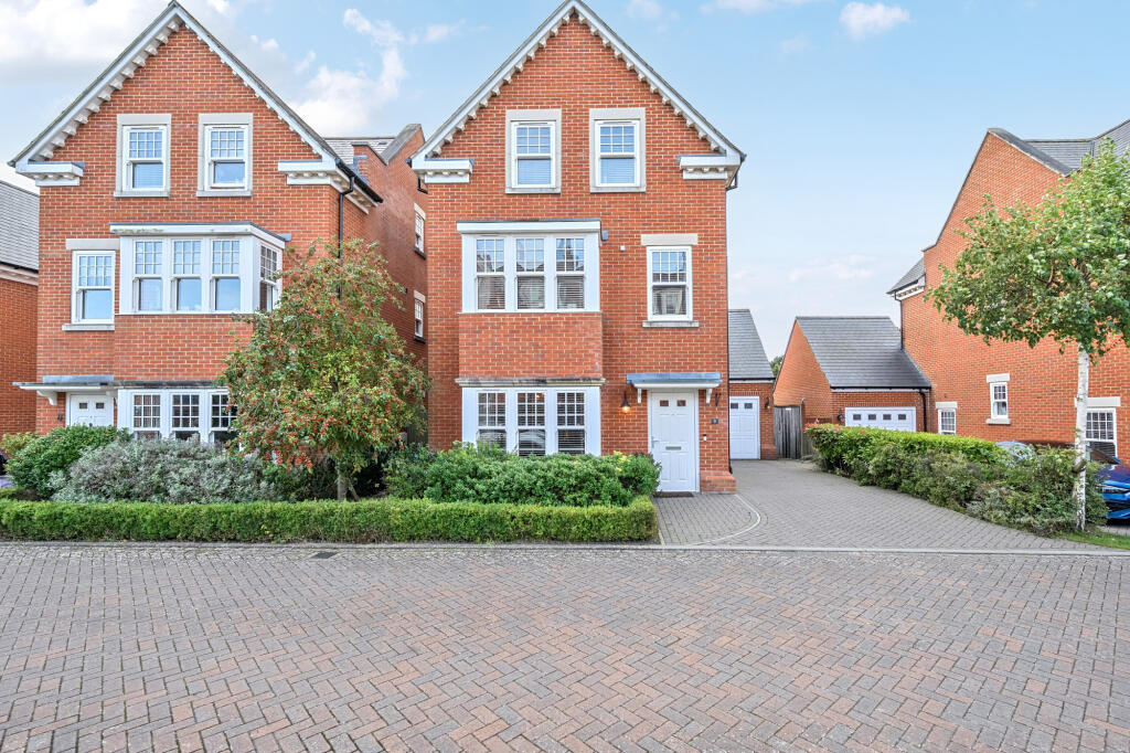 Main image of property: Eversley Park, Folkestone, CT20
