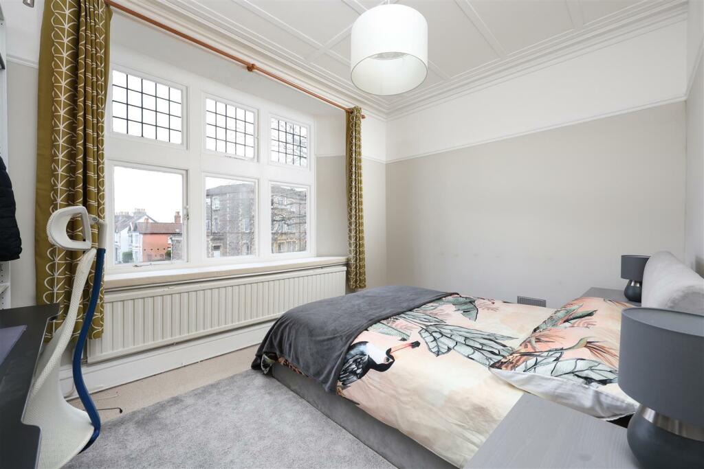 Additional property image - Downleaze, Sneyd Park, Bristol
