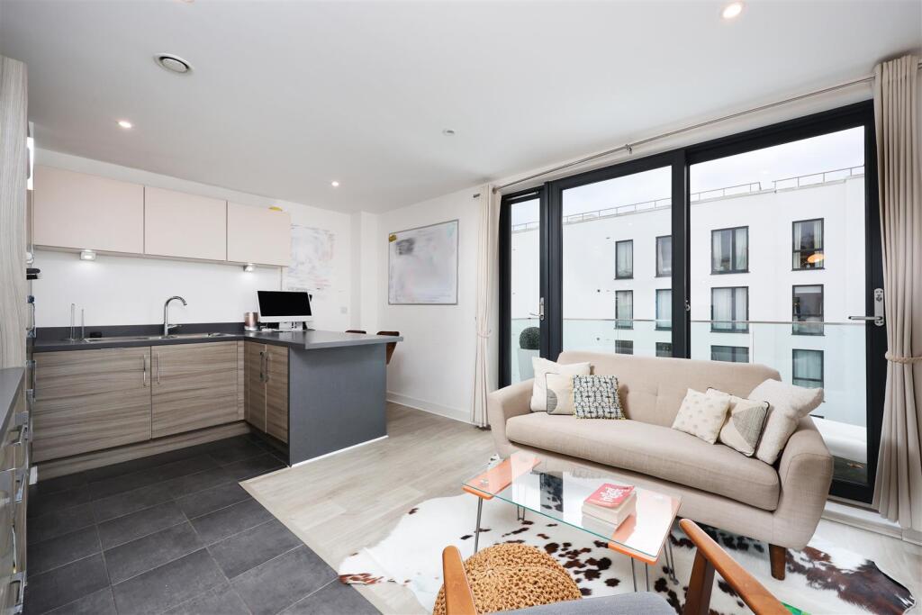 Property image - Invicta, Millennium Promenade, Bristol