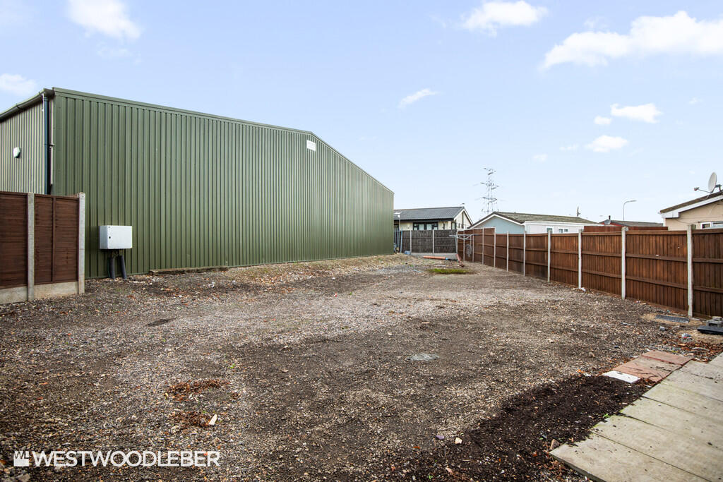 Main image of property: Yard, Leaside Industrial Park