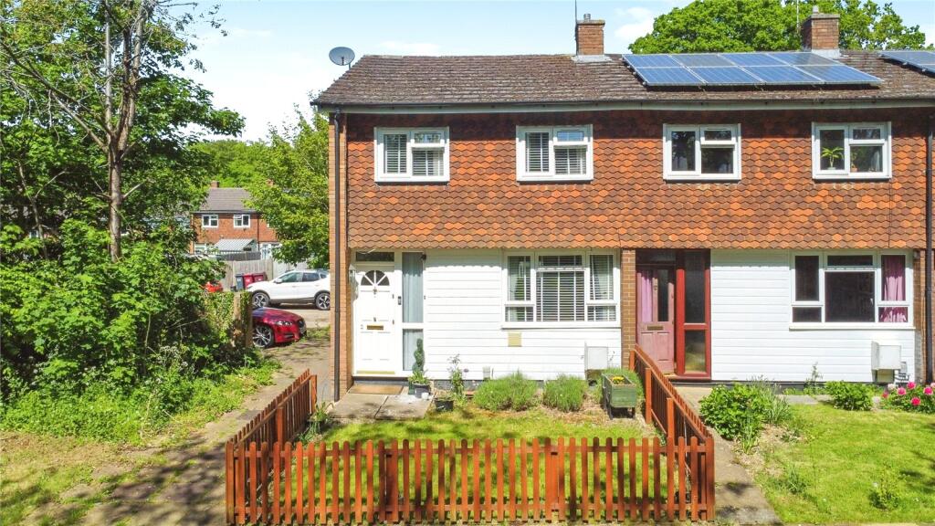 Main image of property: Eliot Close, Emmer Green, Reading, Berkshire, RG4