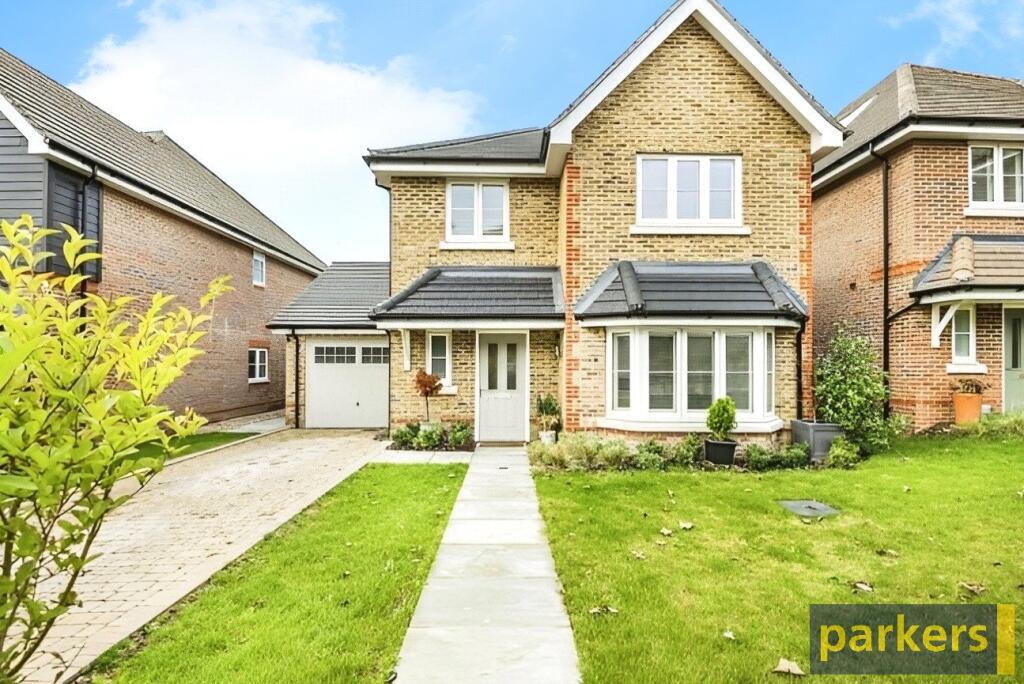 Main image of property: Hemphill Place, Sonning Common, Reading, Oxfordshire, RG4
