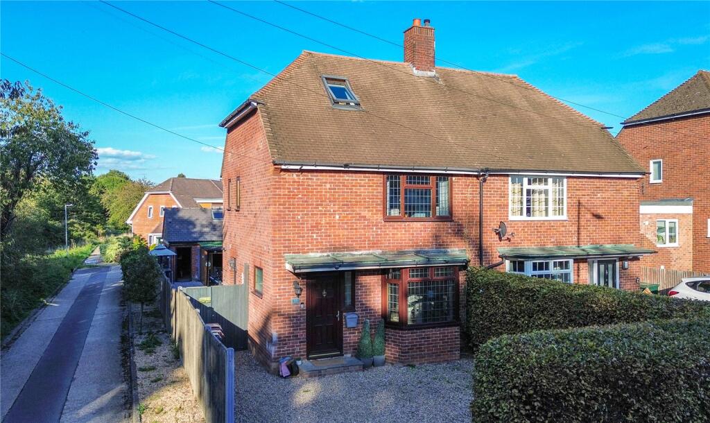 Main image of property: Evesham Road, Emmer Green, Reading, Berkshire, RG4