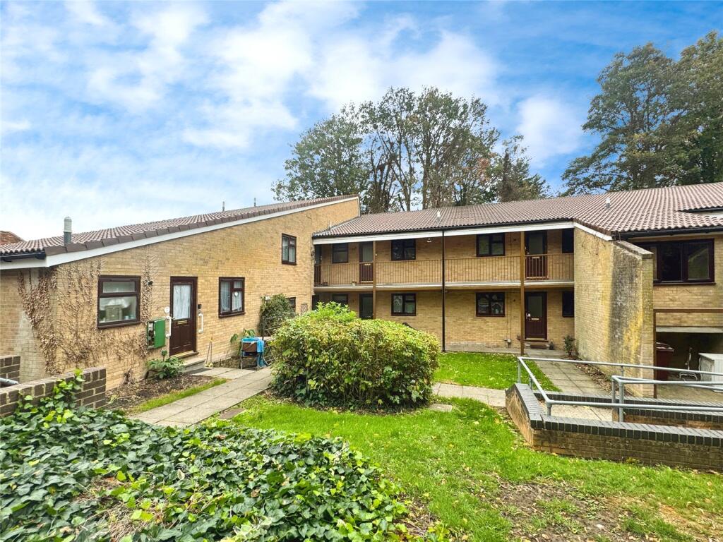 Main image of property: Lower Henley Road, Caversham, Reading, Berkshire, RG4