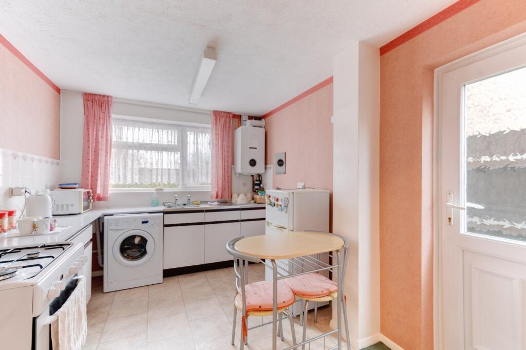 Additional property image - Longlands Close, Birmingham, West Midlands, B38