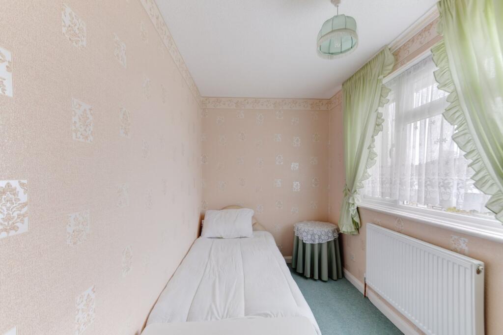 Additional property image - Longlands Close, Birmingham, West Midlands, B38