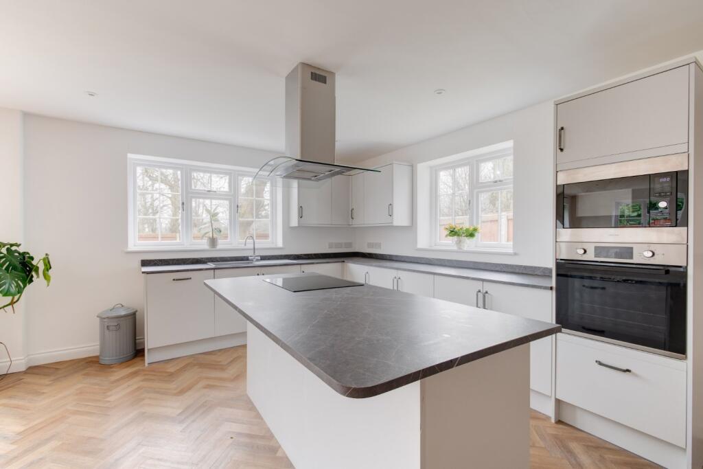 Additional property image - Walkers Heath Road, Birmingham, Worcestershire, B38