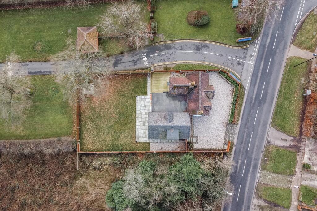 Additional property image - Walkers Heath Road, Birmingham, Worcestershire, B38
