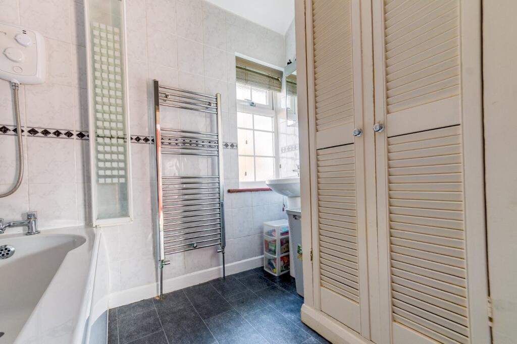 Additional property image - Honiton Crescent, Birmingham, West Midlands, B31
