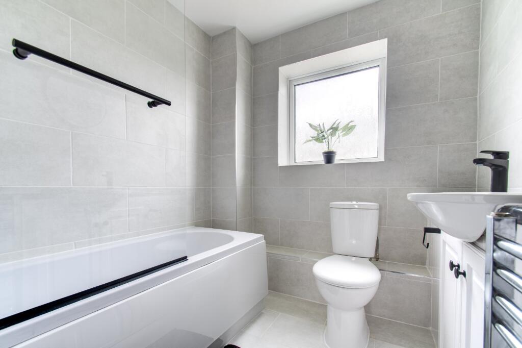 Additional property image - Redbrook Covert, Birmingham, West Midlands, B38