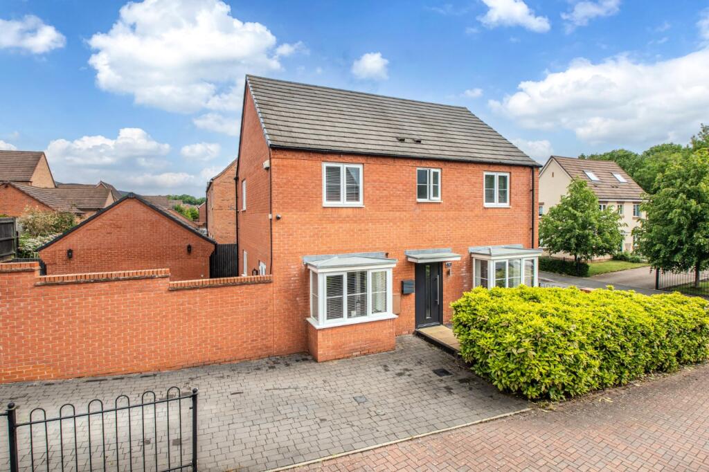 Main image of property: East Works Drive, Cofton Hackett, Birmingham, Worcestershire, B45