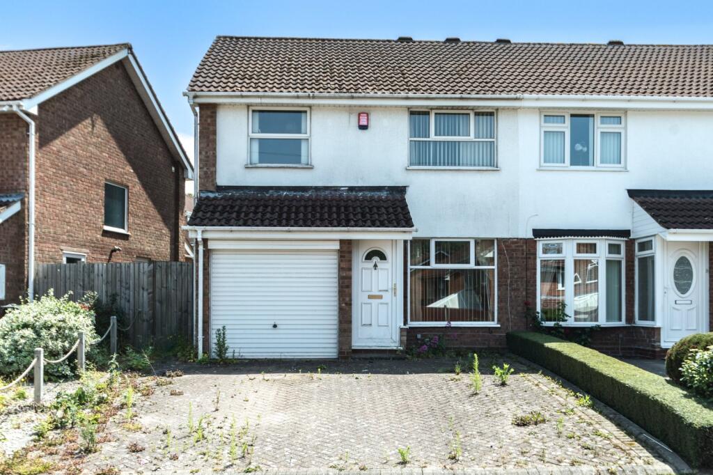 Main image of property: Woodham Close, Rubery, Rednal, Birmingham, B45