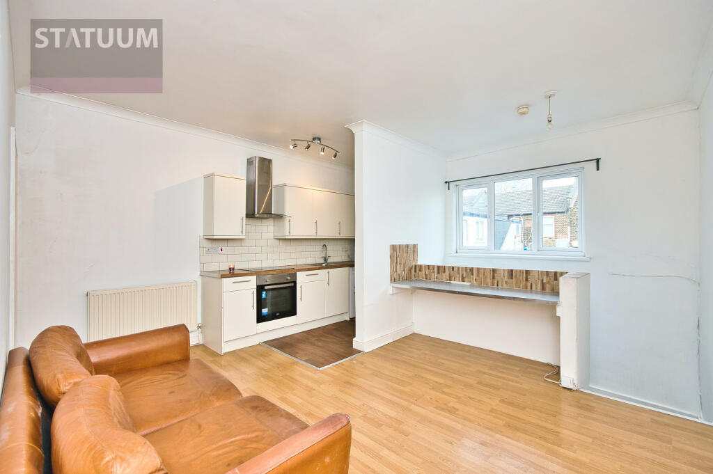 Main image of property: Chingford Mount Road, Chingford, London, E4