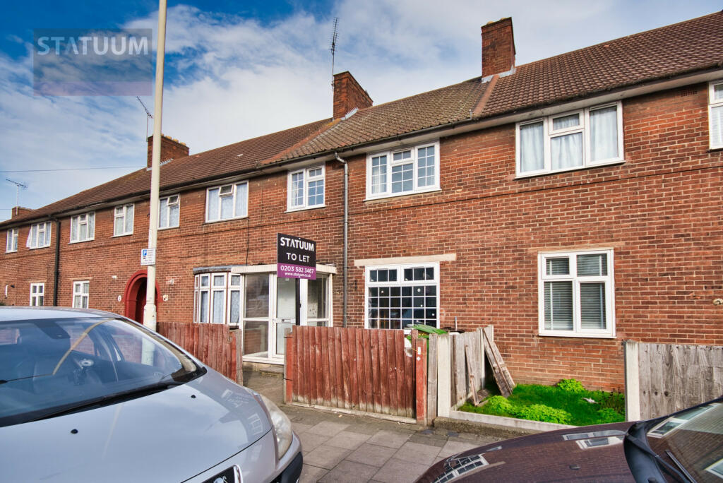 3 bedroom terraced house for rent in Heathway, Barking And Dagenham