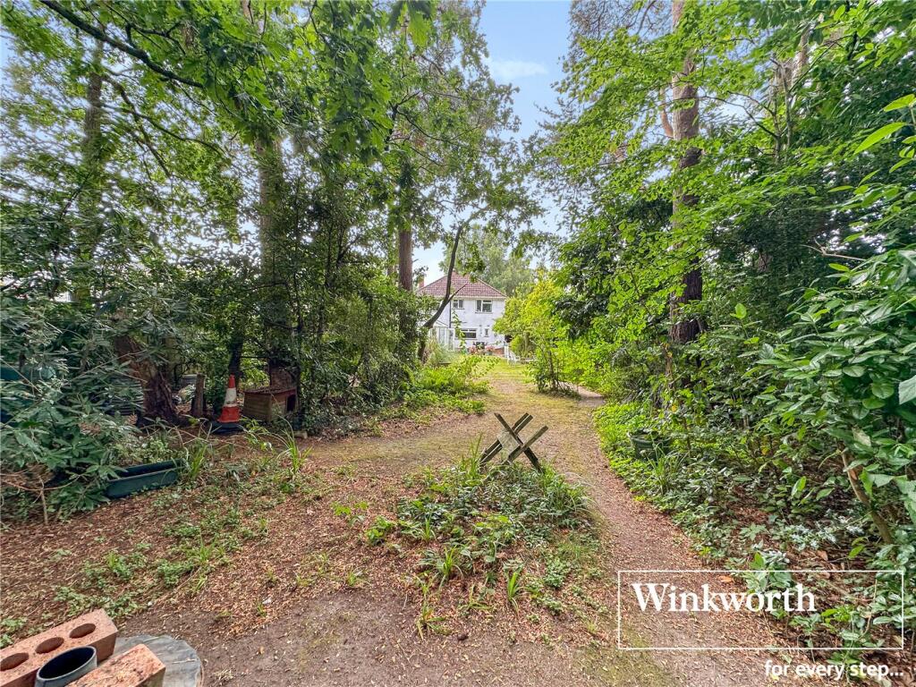 Additional property image - The Avenue, West Moors, Ferndown, Dorset, BH22