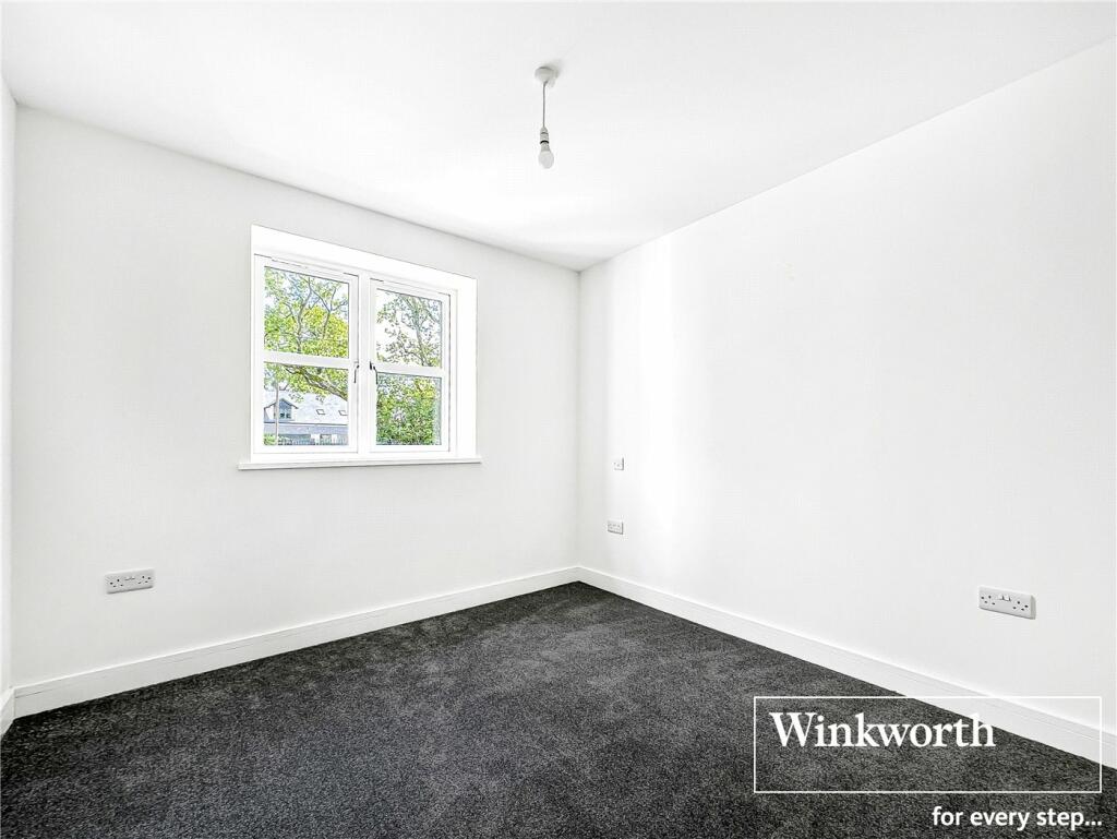 Additional property image - Golf Links Road, Ferndown, Dorset, BH22