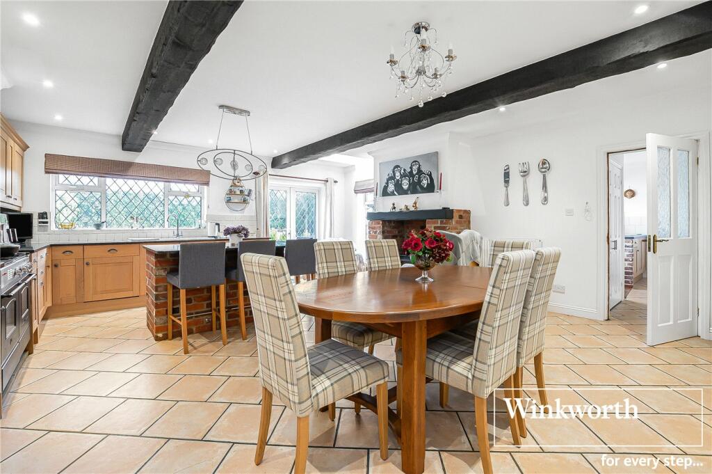 Additional property image - Chine Walk, West Parley, Ferndown, Dorset, BH22