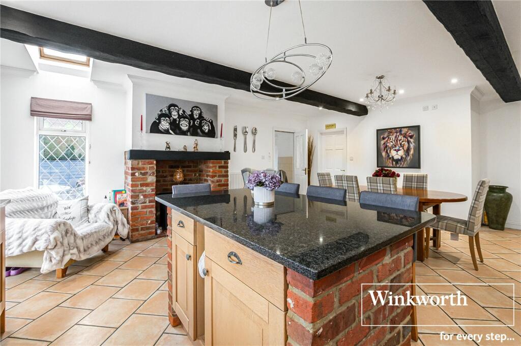Additional property image - Chine Walk, West Parley, Ferndown, Dorset, BH22