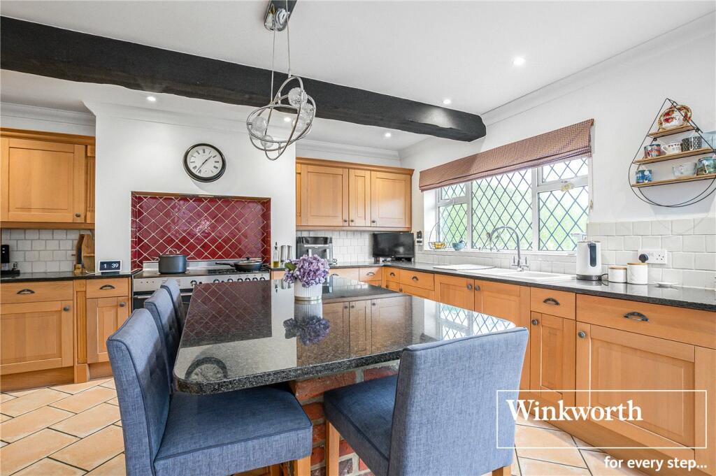 Additional property image - Chine Walk, West Parley, Ferndown, Dorset, BH22