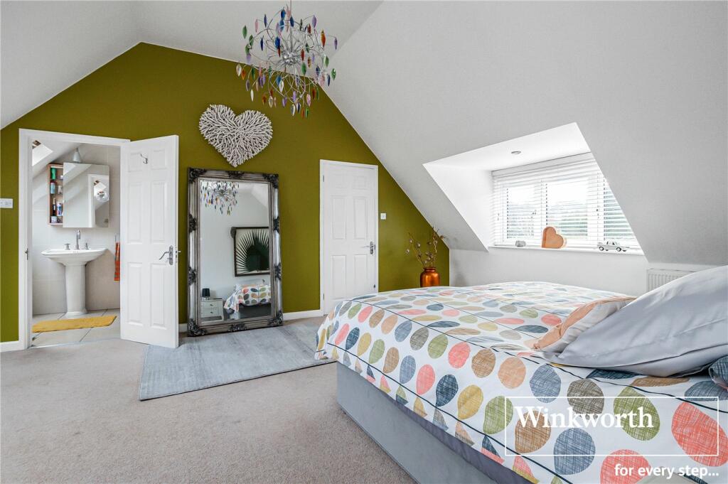 Additional property image - Chine Walk, West Parley, Ferndown, Dorset, BH22