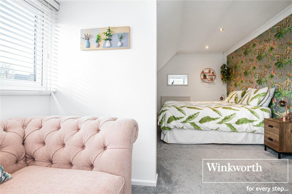 Additional property image - Chine Walk, West Parley, Ferndown, Dorset, BH22