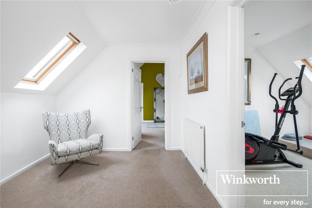 Additional property image - Chine Walk, West Parley, Ferndown, Dorset, BH22