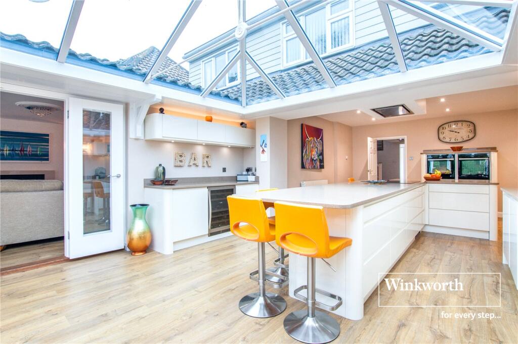 Additional property image - Wight Walk, West Parley, Ferndown, Dorset, BH22