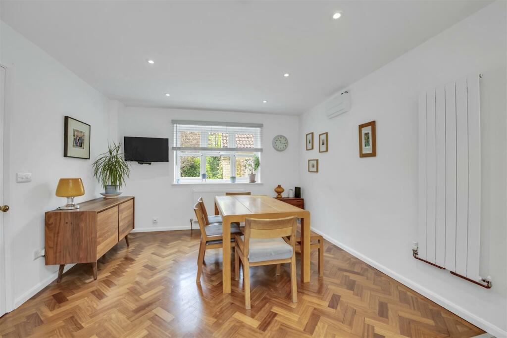 4 bedroom detached house for sale in High Street, Burwell, Cambridge, CB25