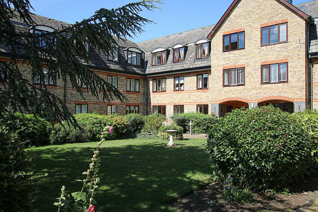 1 bedroom retirement property for sale in Ash Grove, Burwell, Cambridge