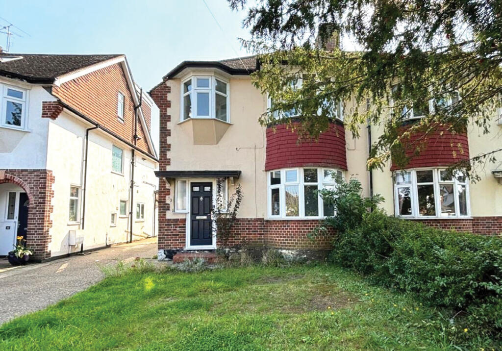 3 bedroom semidetached house for sale in 30 Craddocks Avenue, Ashtead