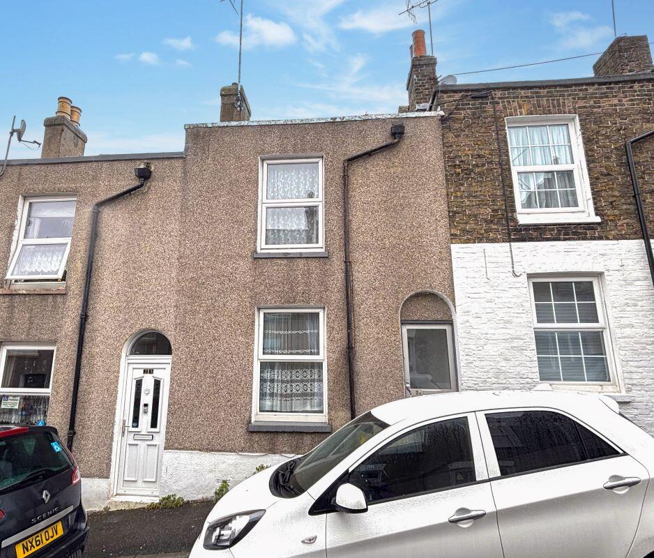 Main image of property: 21 Alexandra Road, Ramsgate, CT11 7HY