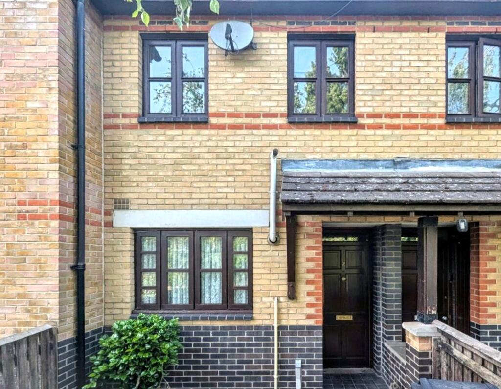 Main image of property: 2 Pownsett Terrace, Alder Walk, Ilford, IG1 2SW