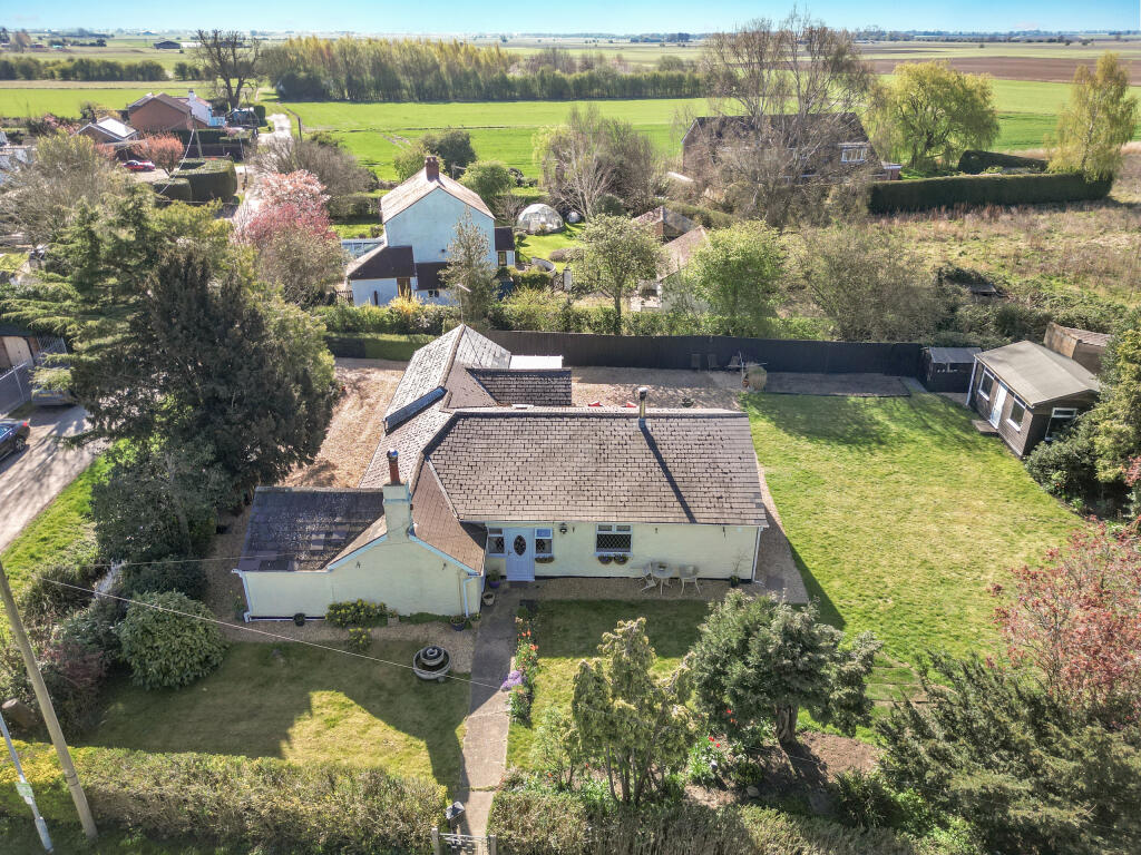 Main image of property: Rosedale, Dowsdale Bank, Shepeau Stow, Whaplode Drove, Spalding, Lincolnshire