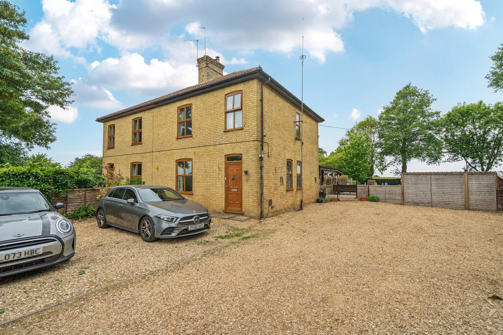 Main image of property: 175 Wisbech Road, Whittlesey, Peterborough, Cambridgeshire
