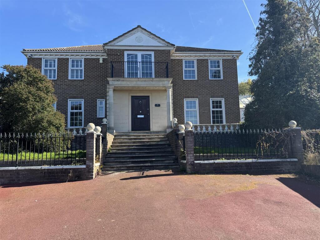 Main image of property: Vicarage Hill, Benfleet