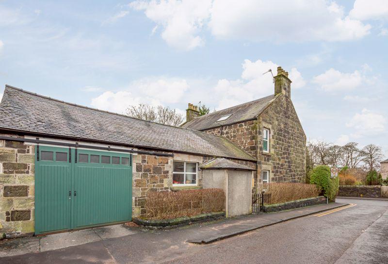 6 bedroom detached villa for sale in Douglas Road, Leslie, KY6