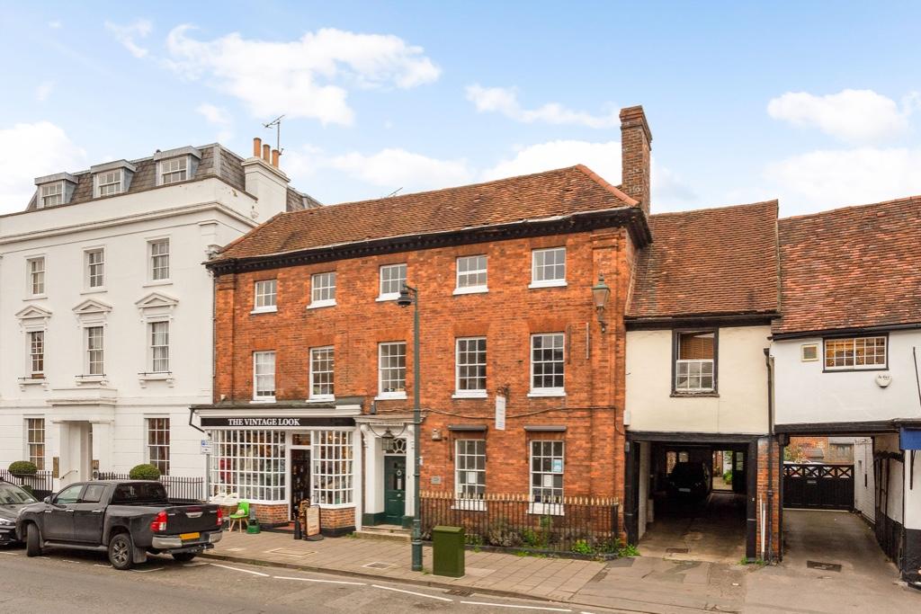 Mixed use property for sale in 3133 Hart Street, HenleyOnThames