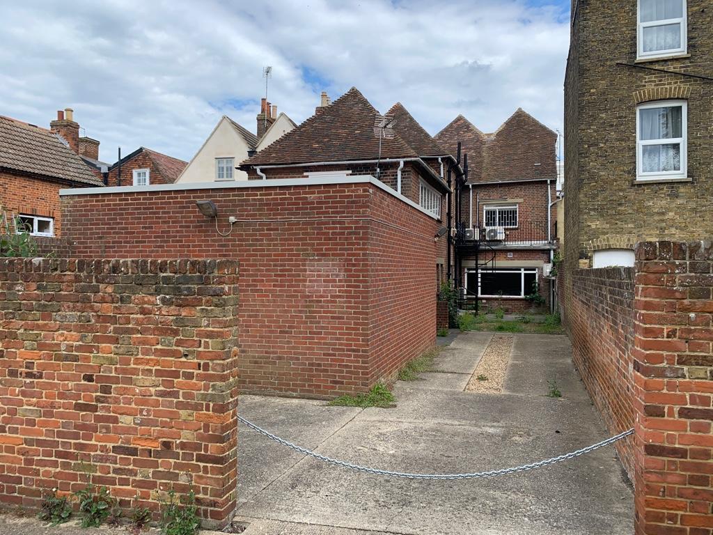 High street retail property to lease in Court Street, Faversham, Kent, ME13