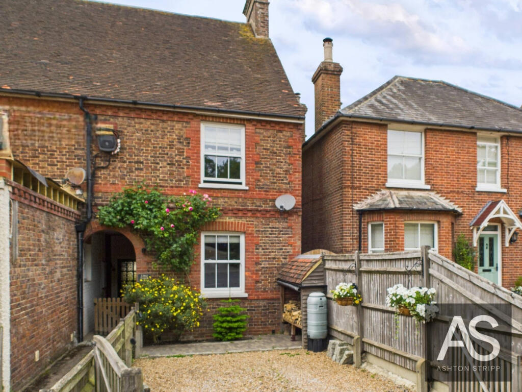 Main image of property: Lower Street, Ninfield, TN33