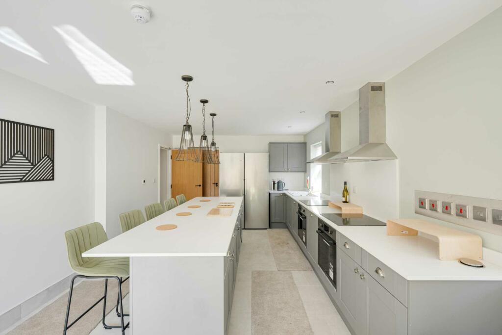 Additional property image - Southmead Road, Filton
